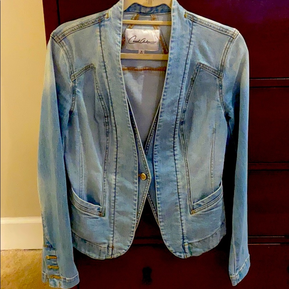 Cabi Jean jacket in washes denim